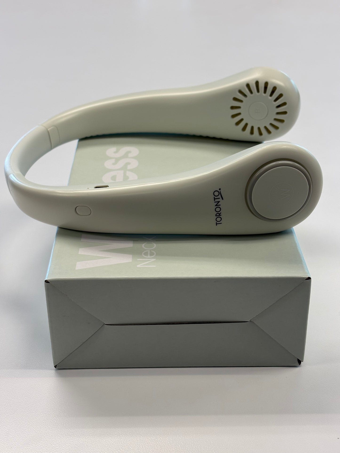 Toronto Branded - Wireless Neck Fan