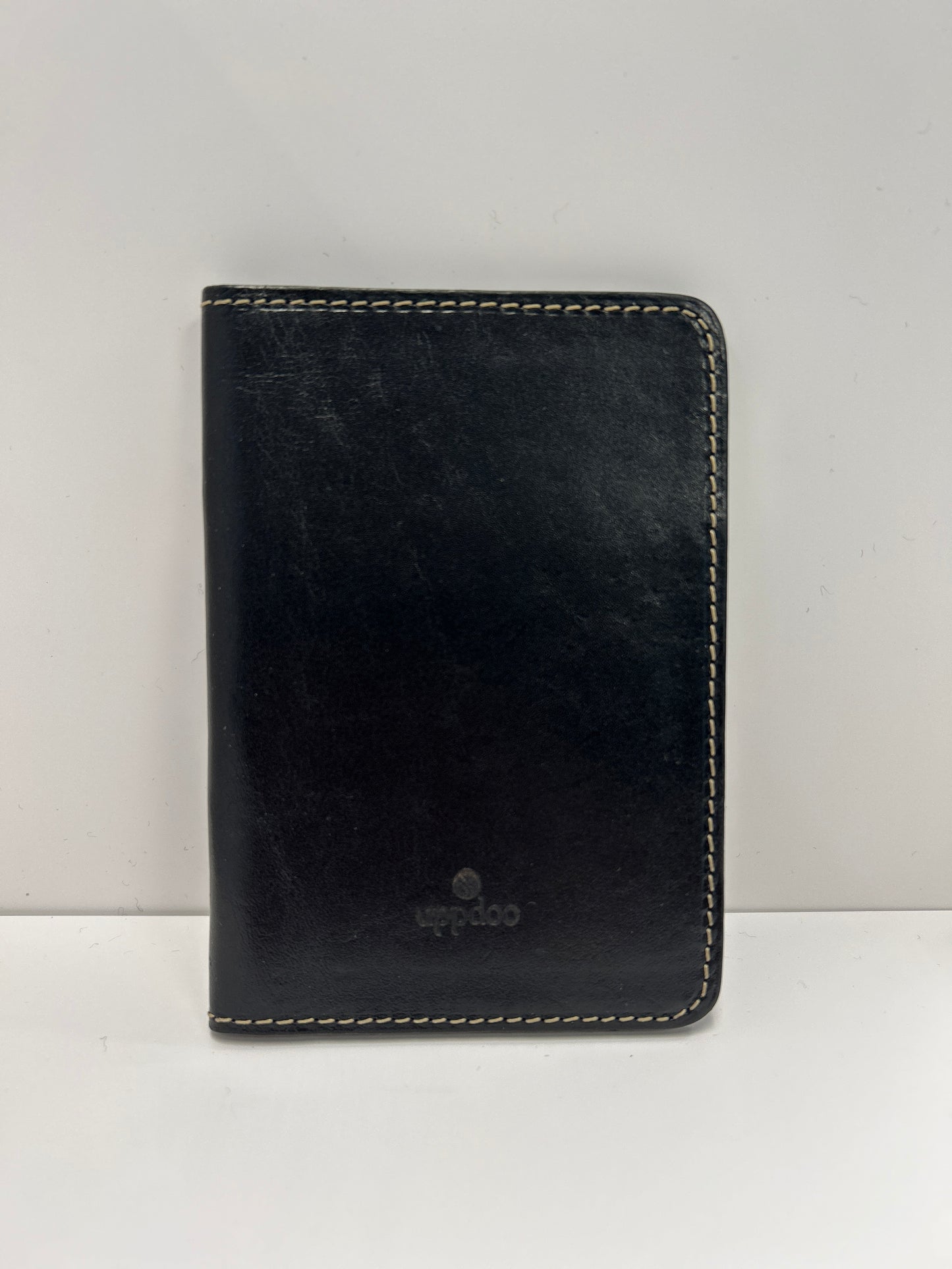 Uppdoo Passport Holder